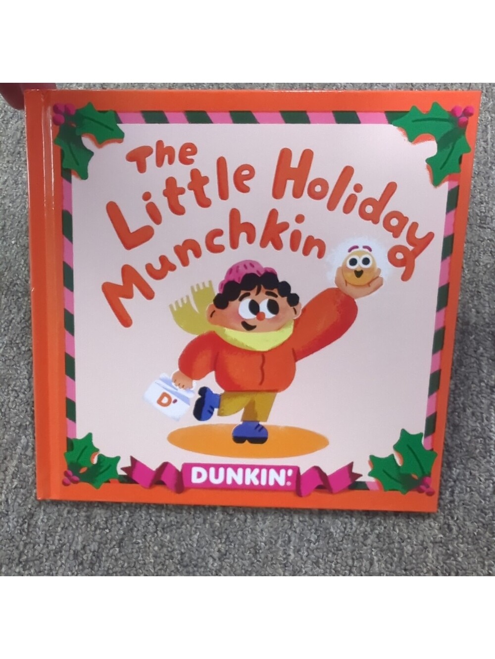 BRAND NEW 2025 DUNKIN' DONUTS - THE LITTLE HOLIDAY MUNCHKIN BOOK LIMITED EDITION